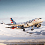¿Cuánto cobra American Airlines por maleta 2022? 5